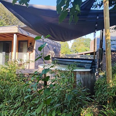Au Pre De Mukky Villa Andenne Exterior photo